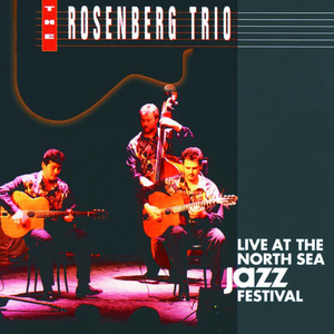 厨房脱岳裙子从后面挺进去
