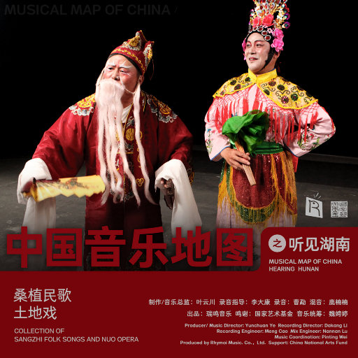 厨房脱岳裙子从后面挺进去
